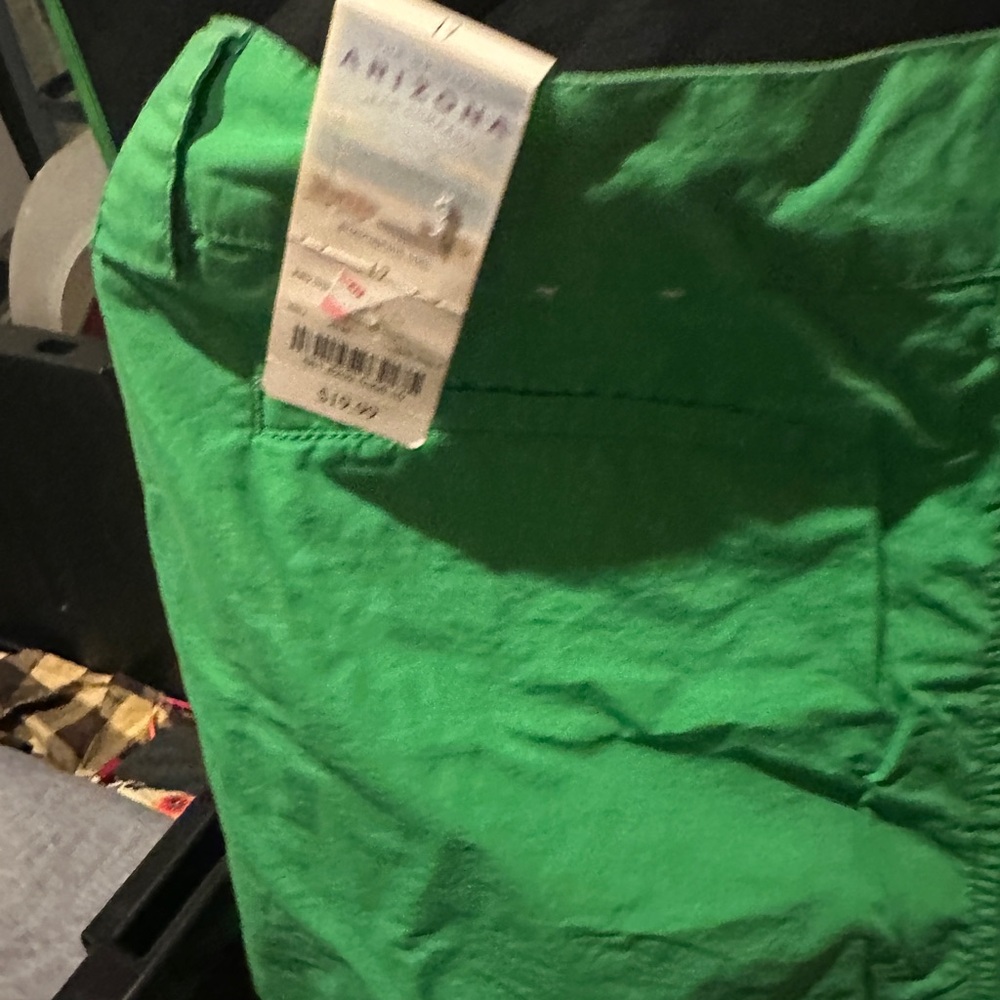 Shorts - Picture 8 of 8
